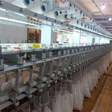 Meer dan 30 leveranciers uit China namen deel aan de Russische textieltentoon...